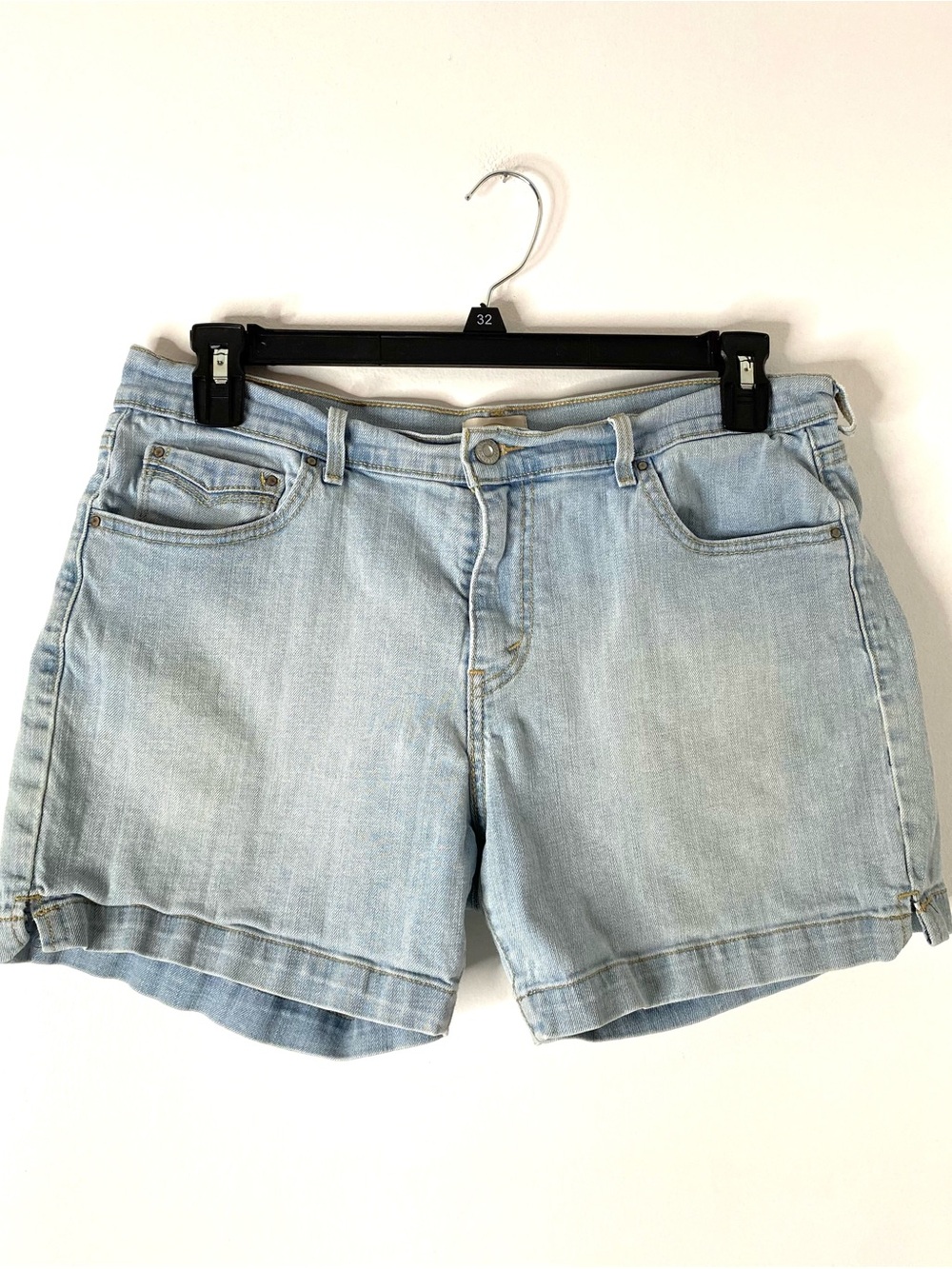 Levi’s 515 Light Wash Y2K Embellished Denim Jean Shorts Western Stretch Mid Rise